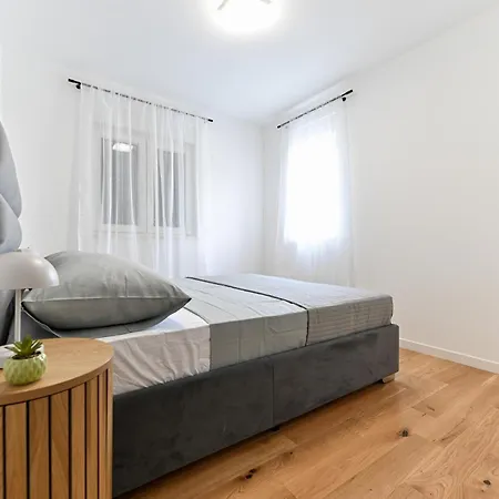 Lo-lo Apartament Zadar