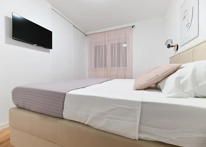 Апартаменты Lo-lo *